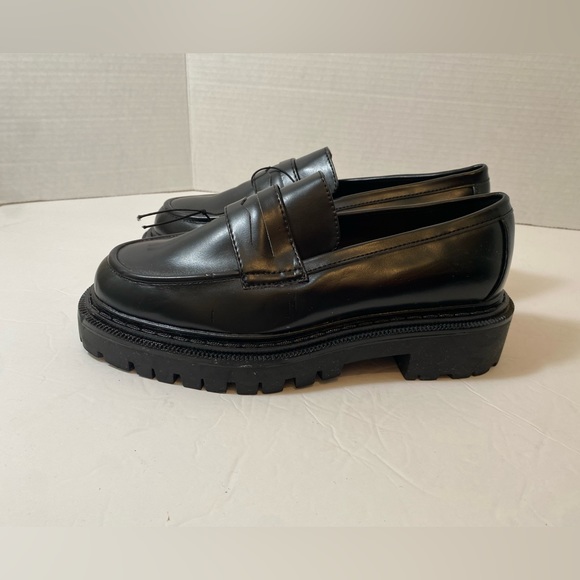 H&M Women’s Chunky-soled loafers Black Size 38/US 7 “as is” - Picture 2 of 11